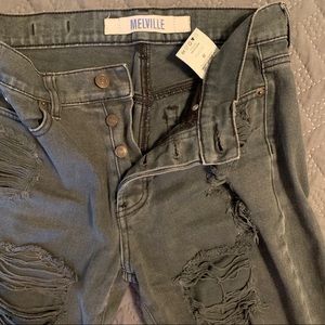 Melville Women Ripped Jeans